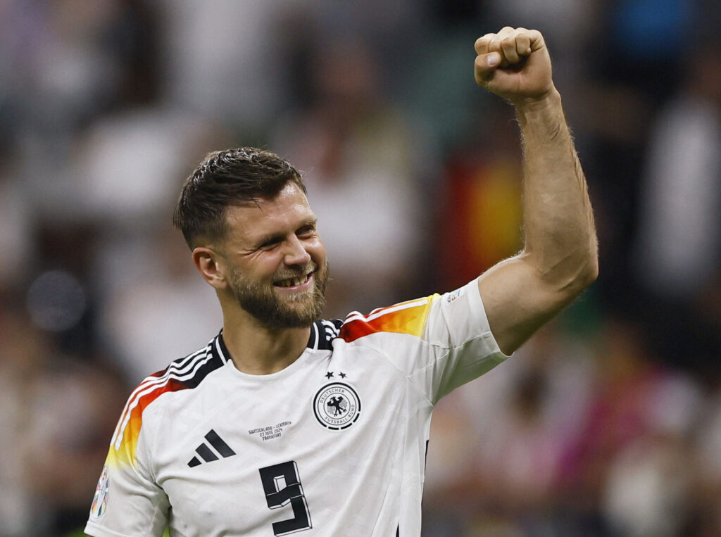 Füllkrug jubler efter scoring for Tyskland ved EM