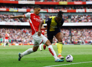 Antoine Semenyo i aktion for Bournemouth mod Arsenal.