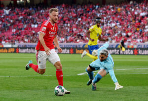 Casper Tengstedt i aktion for Benfica.