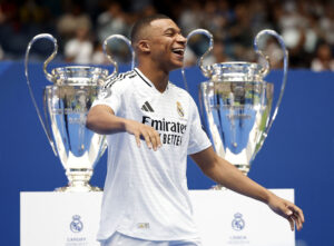 Kylian Mbappé præsenteres i Real Madrid.