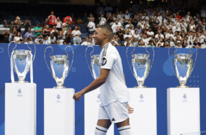 Kylian Mbappé præsenteres i Real Madrid.