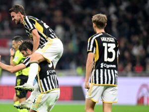 Dean Huijsen i kamp for Juventus