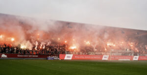 AaB fans med romerlys i superligakampen mellem AaB og AGF på Aalborg Portland Park