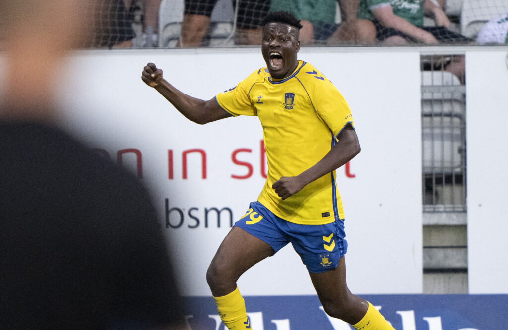 Brøndbys Emmanuel Yeboah jubler, efter han har scoret til 3-3 i superligakampen mellem Viborg FF og Brøndby IF på Energi Viborg Arena søndag den 21. juli 2024.