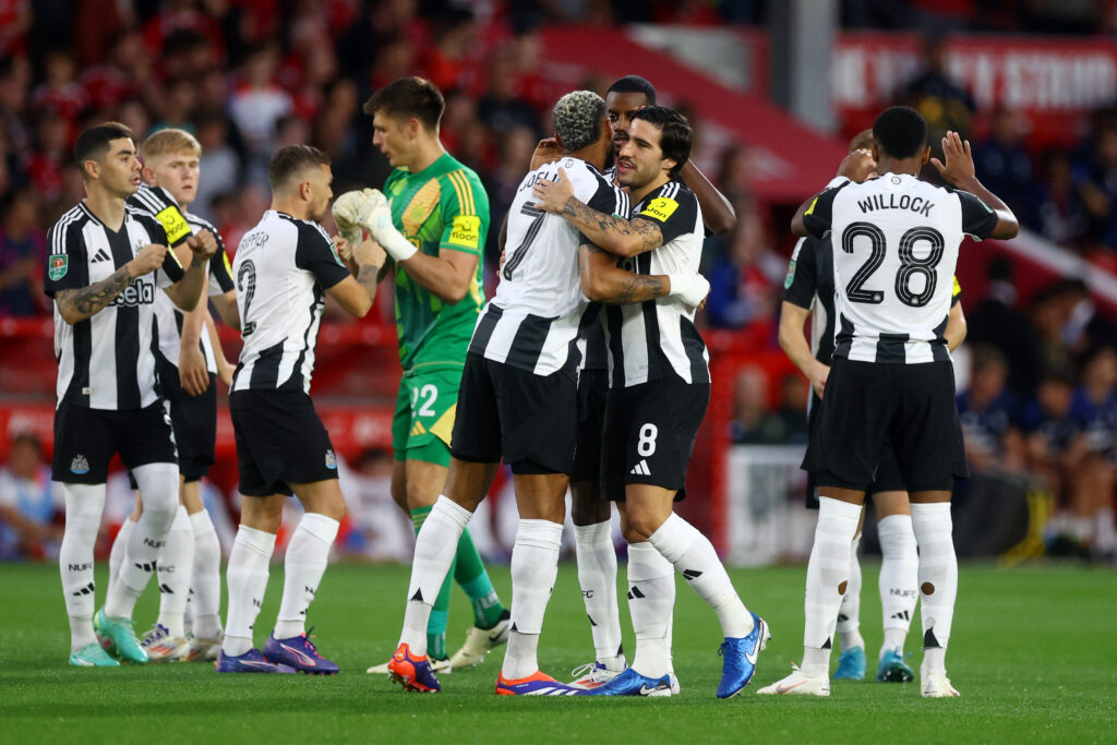 Newcastle United-spillerne jubler efter en sejr.