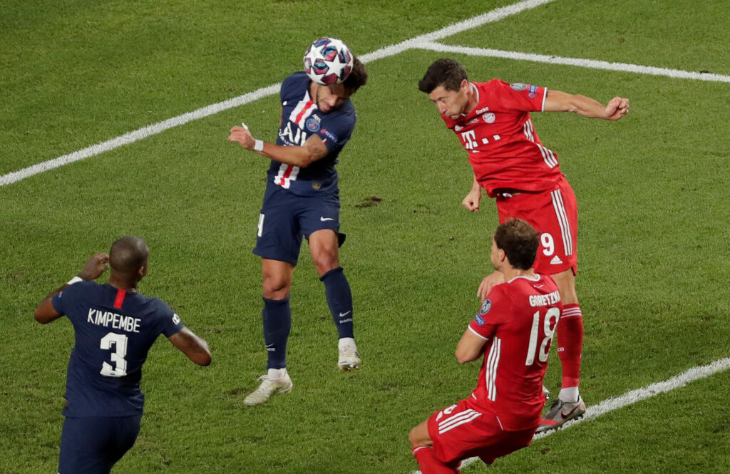 Juan Bernat under en kamp for PSG mod Bayern München i Champions League.