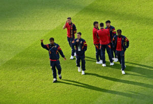 Det spanske landshold samlet inden EM-finalen mod England.