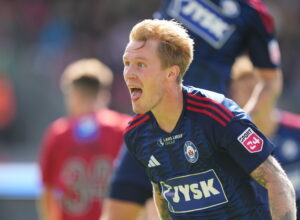 Tonni Adamsen jubler for Silkeborg