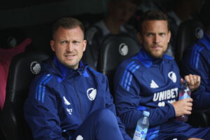 Jacob NEestrup på sidelinjen for F.C. København.