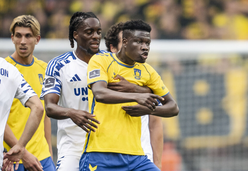 Brøndby IFs Emmanuel Yeboah, Mathias Kvistgaarden og FC Københavns Kevin Diks under 3F Superliga-kampen mellem FC København og Brøndby IF i Parken i København, søndag den 1. september 2024