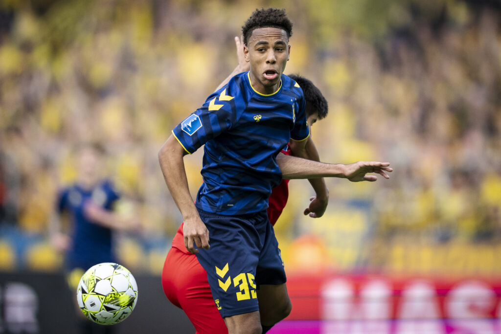 Noah Nartey i aktion for Brøndby IF