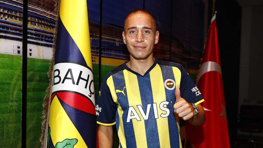 Emre Mor bliver præsenteret i tyrkiske Fenerbahce.