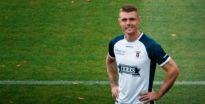 Engelske Max Power præsenteres i AGF.