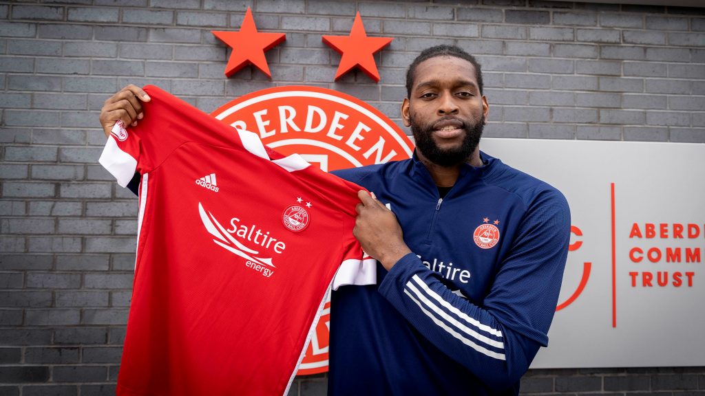 Jay Emmanuel-Thomas præsenteres i Aberdeen FC.