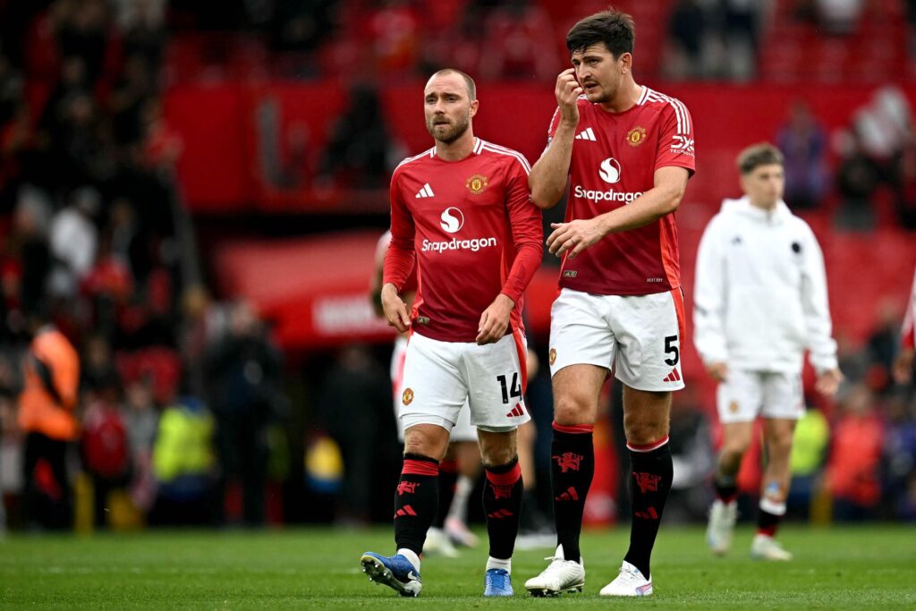 Christian Eriksen sammen med Harry Maguire efter 0-3-nederlaget til Liverpool på Old Trafford.