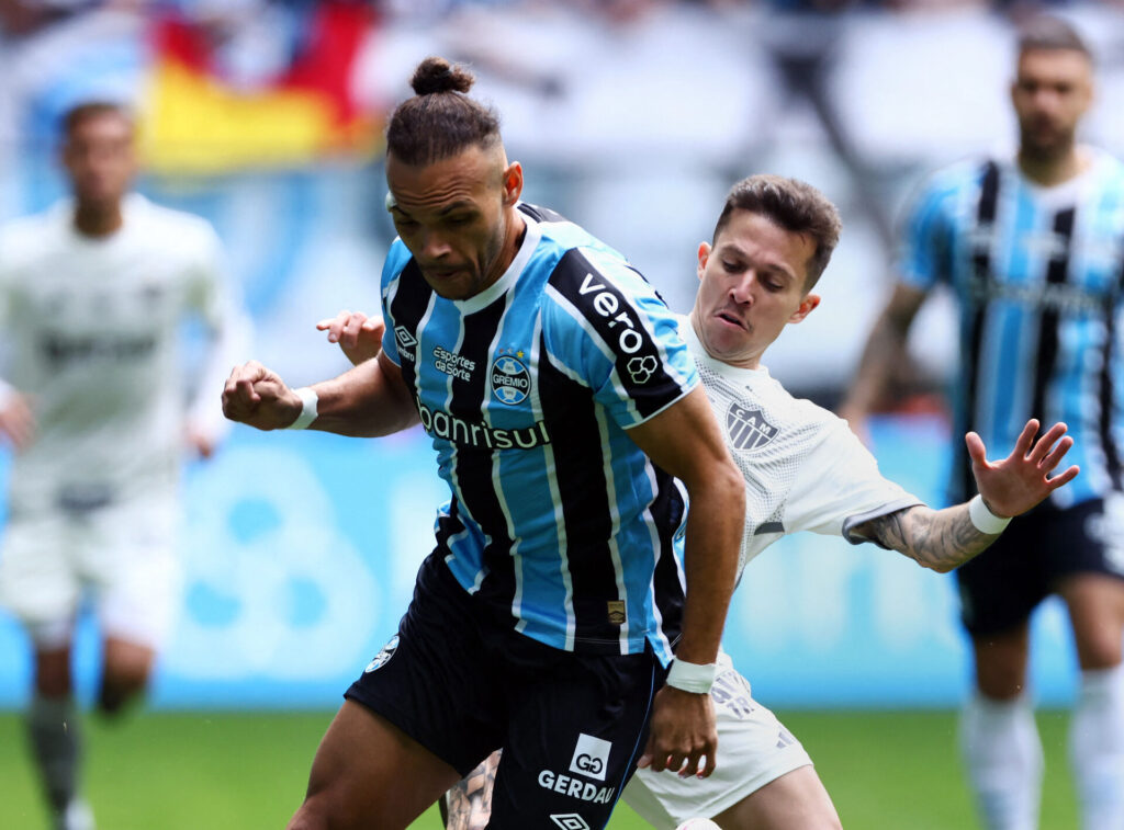 Martin Braithwaite i kamp for Gremio