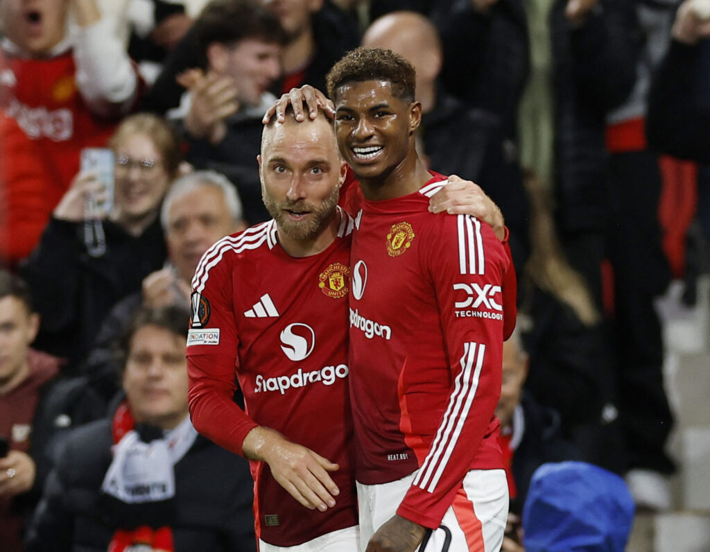 Christian eriksen jubler over sin scoring mod Twente med Marcus Rashford.