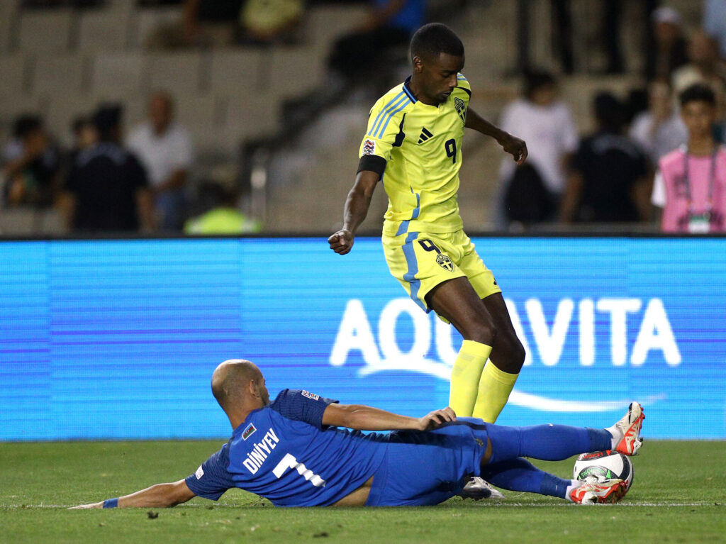 Alexander Isak under Nations League-kampen mod Aserbajdsjan.