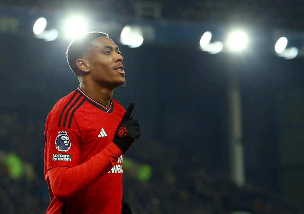 Anthony Martial fejrer en scoring for Manchester United mod Everton i PRemier LEague.