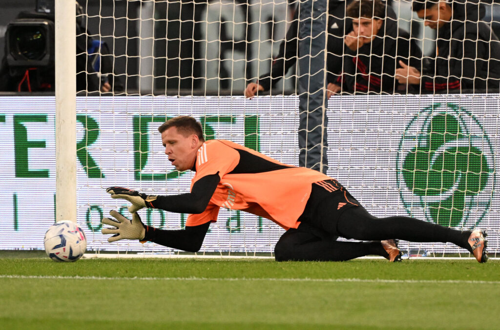 Wojciech Szczesny varmer op for Juventus