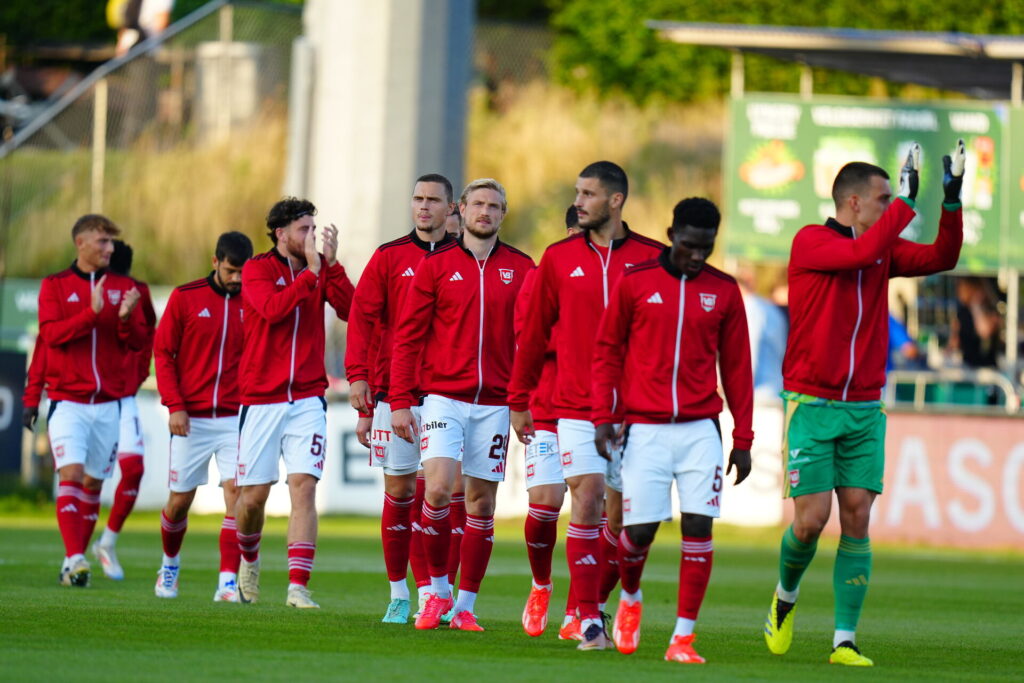 Vejle-spillerne går på banen