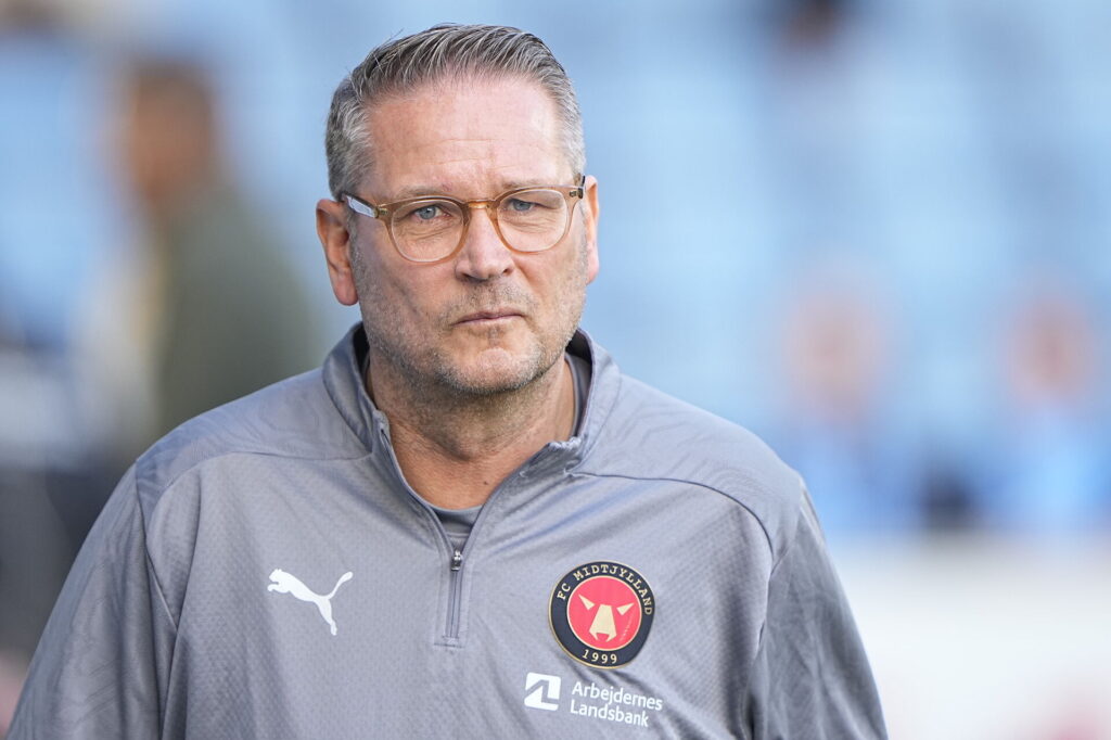 Thomas Thomasberg på Cepheus Park inden kampen mellem FC Midtjylland og Randers FC.