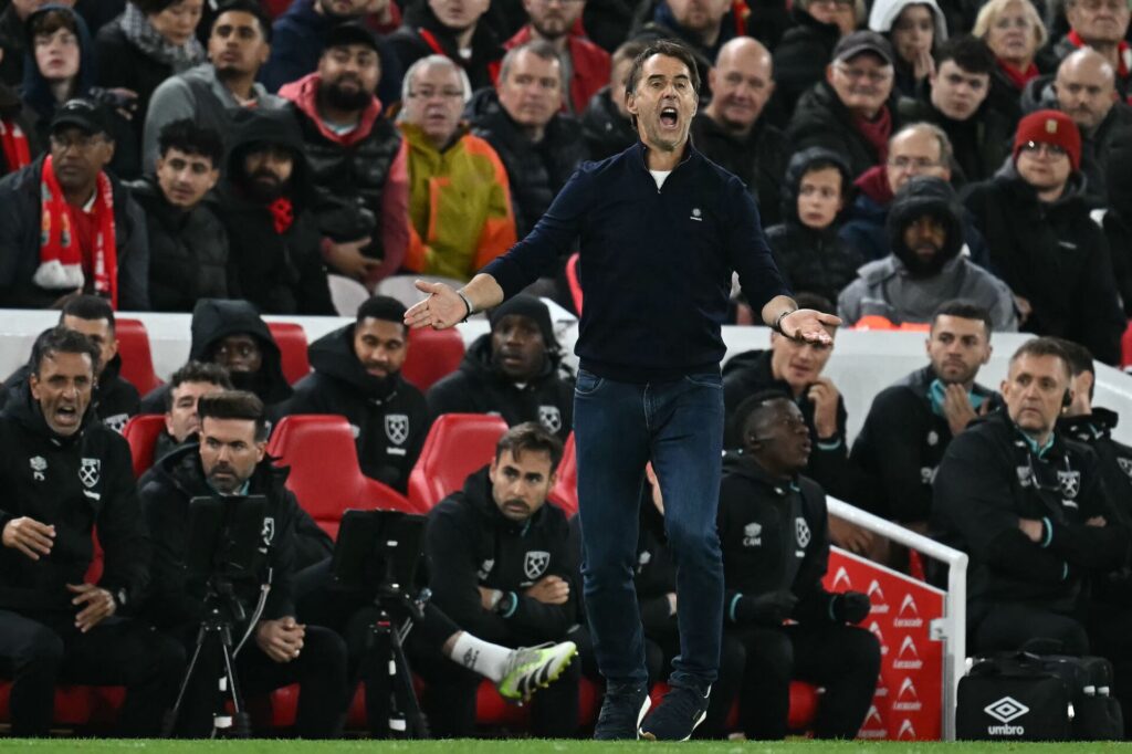 Julen Lopetegui under West Hams nederlag mod Liverpool i Carabao Cup.