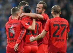 Bayern Münchens spillere jubler efter scoring