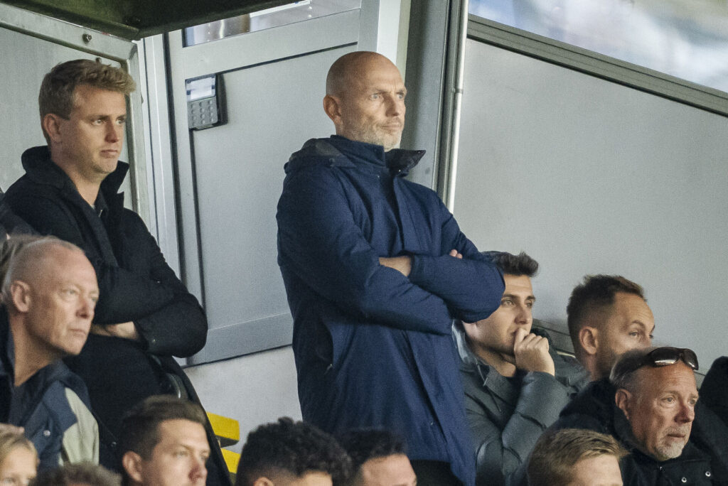 Brøndby IFs cheftræner Jesper Sørensen har karantæne og ses her under 3F Superliga-kampen mellem Brøndby IF og FC København på Brøndby Stadion, søndag den 27. oktober 2024