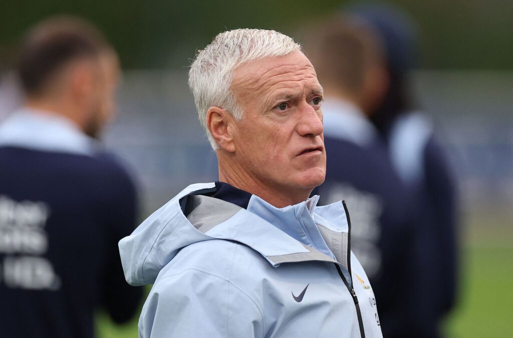 Frankrigs landstræner, Didier Deschamps, under en træning.