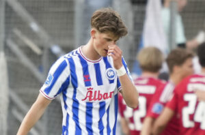 Markus Jensen i kamp for OB