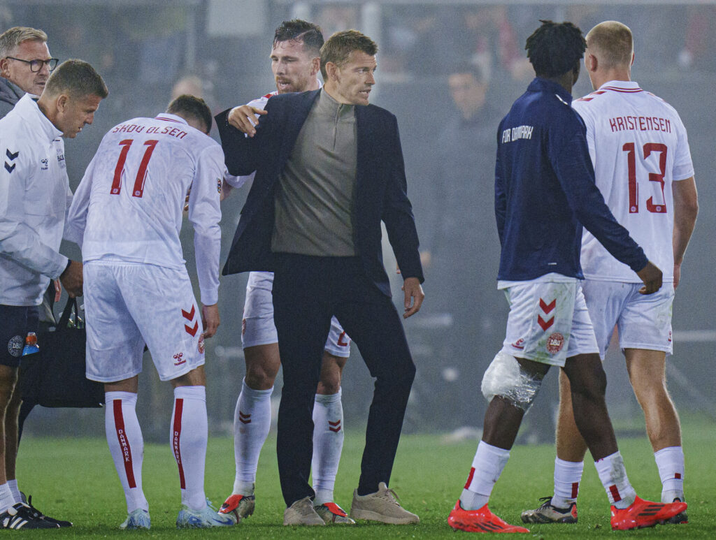 Lars Knudsen og Danmark fik tirsdag aften tilkæmpet sig det ene point efter 2-2 i Schweiz.