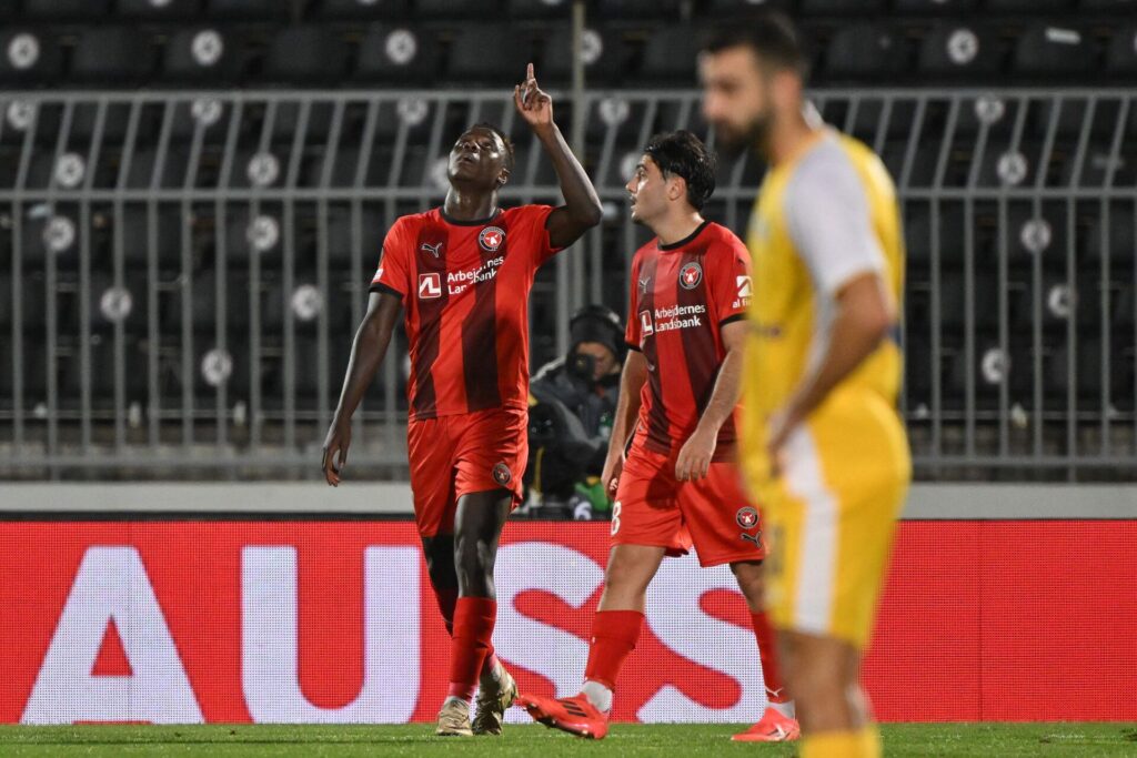 FC midtjyllands Franculino fejrer sin scoring mod Maccabi tel aviv.