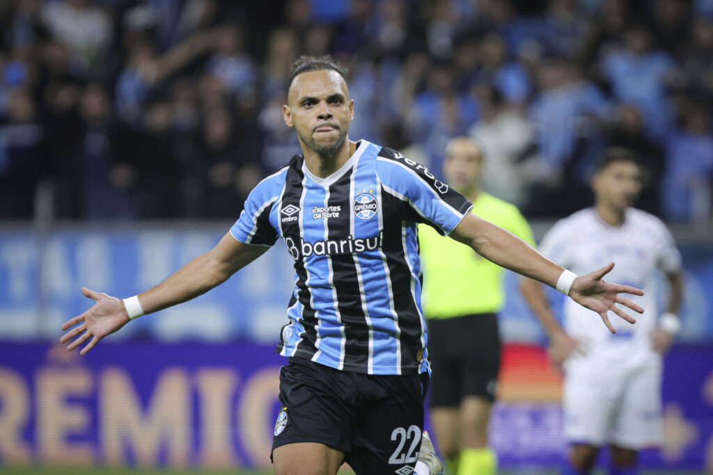 Martin Braithwaite jubler efter scoring for Gremio