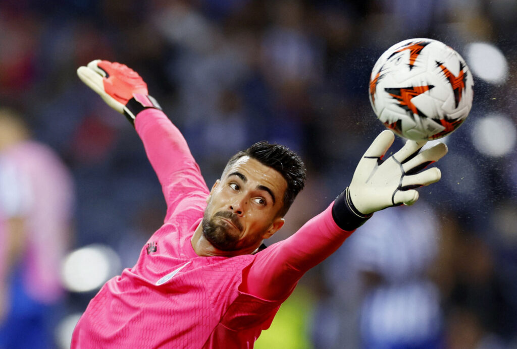 Diogo Costa under kampen mellem FC Porto og Manchester United i Europa League.