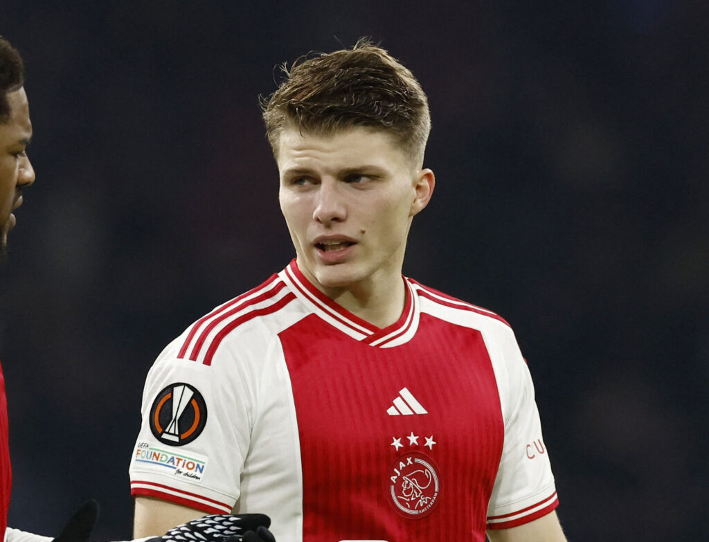 Anton Gaaei i kamp for Ajax