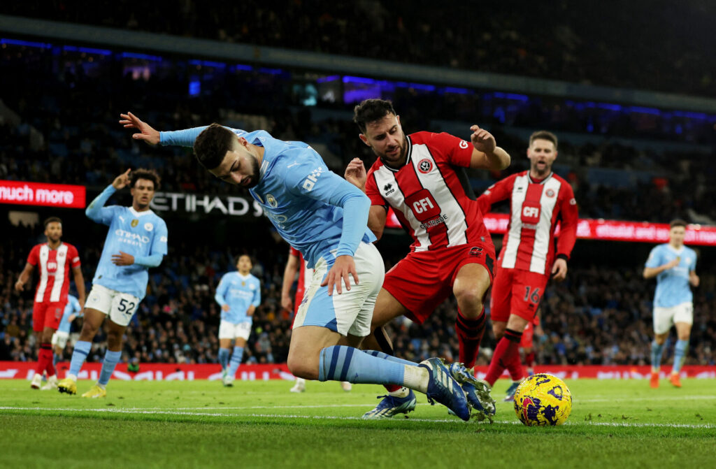 Baldock i duel mod Manchester City