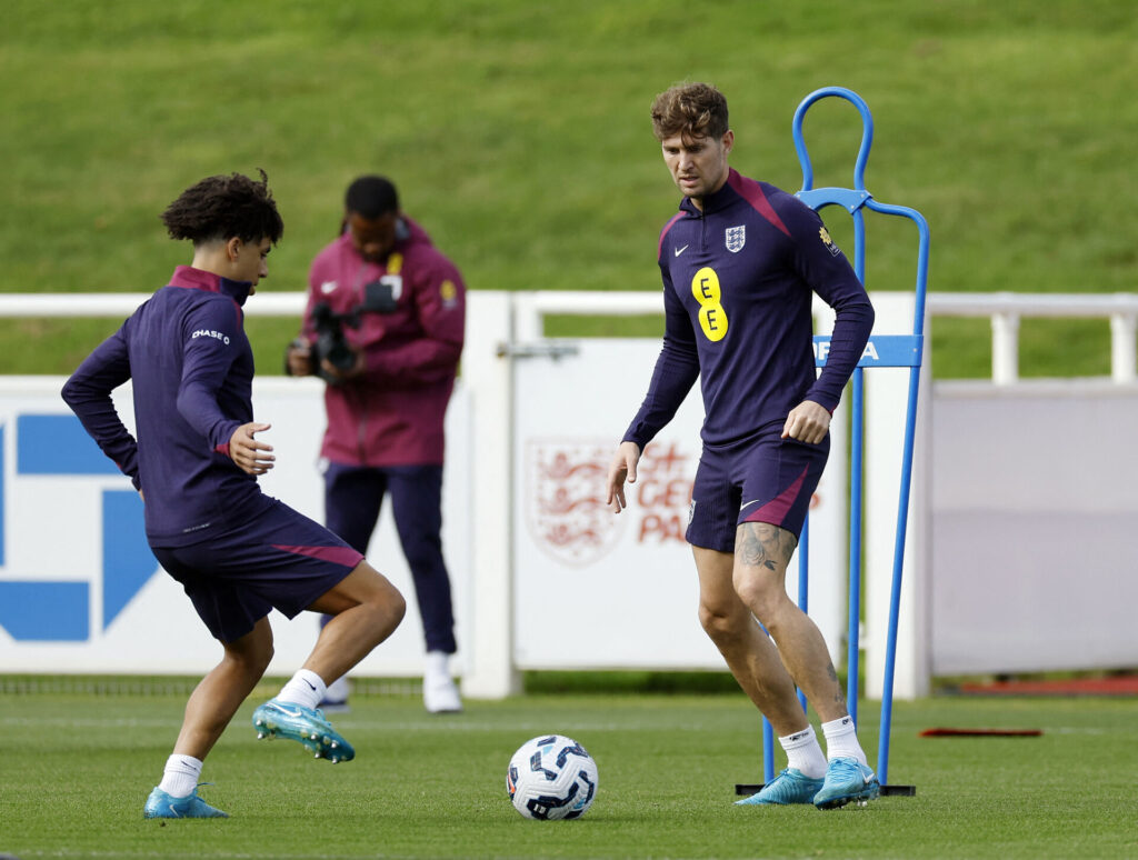 John Stones under en træning med det engelske landshold.