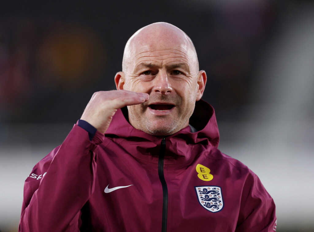 Lee Carsley inden Englands kamp mod Finland.