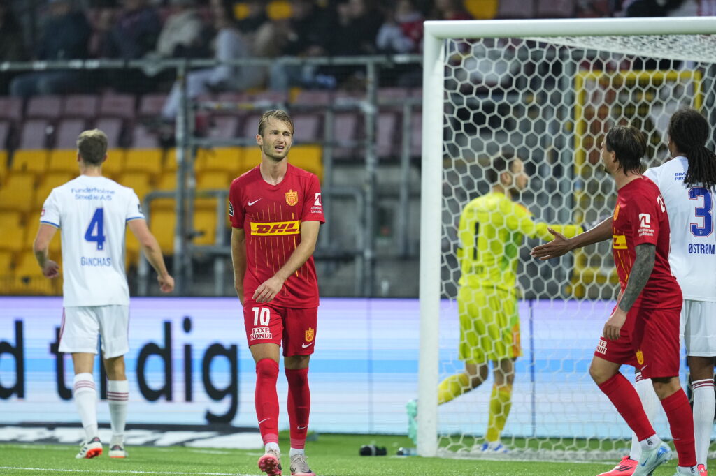 Superligakampen mellem FC Nordsjælland og Silkeborg.