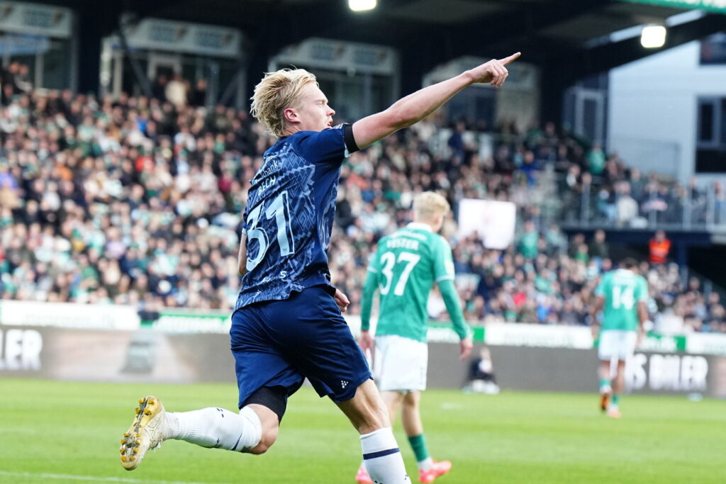 Tobias Bech og Jeppe Grøning fik hovedrollerne i 1-1 kampen mellem Viborg og AGF.