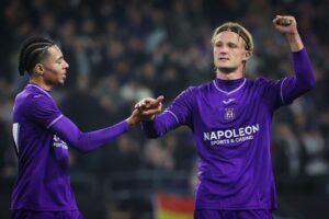 Kasper Dolberg jubler efter en scoring mod Kortrijk.