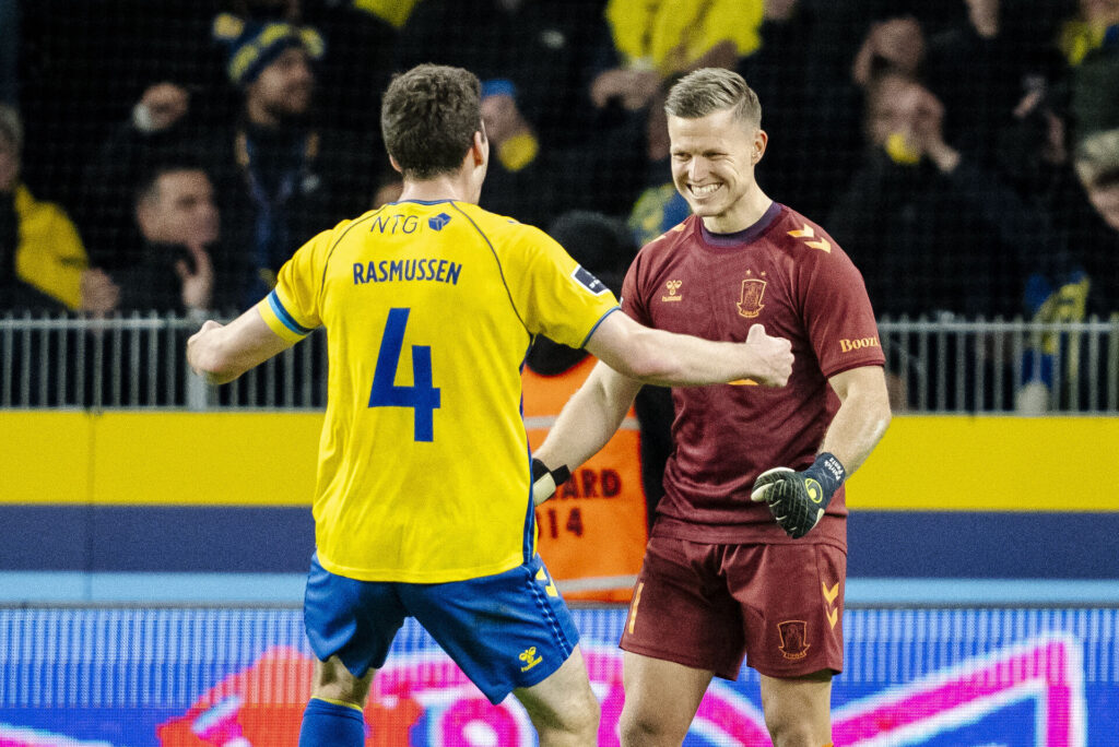 Brøndby IFs Patrick Pentz og Jacob Rasmussen jubler efter 1/8-finalen i Oddset Pokalen mellem Brøndby IF og FC Midtjylland på Brøndby Stadion torsdag den 31. oktober 2024