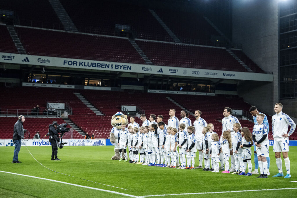 F.C. Københavns spillere i Parken før kamp.