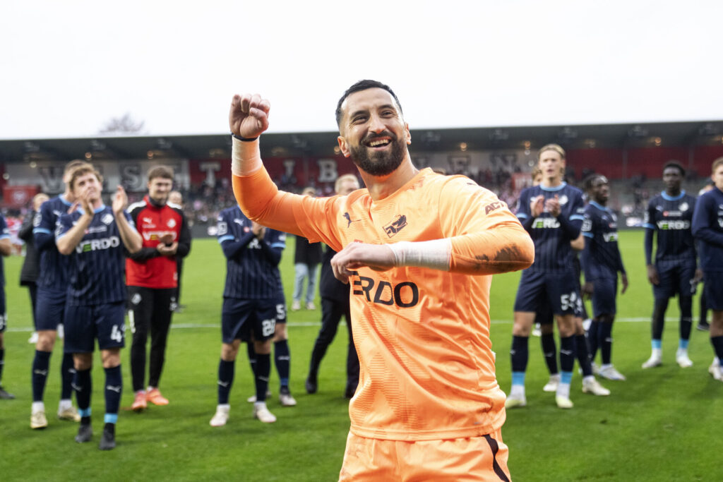 Paul Izzo jubler for Randers FC efter en superligakamp