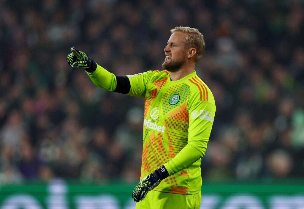 KAsper Schmeichel i aktion for Celtic.