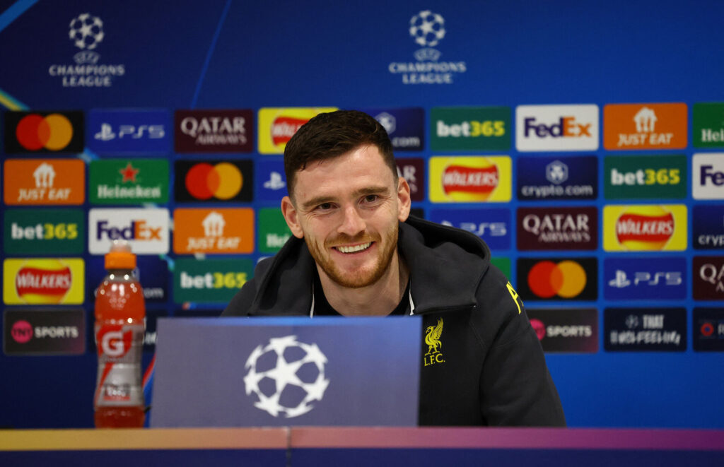 Andy Robertson på pressemøde tirsdag.