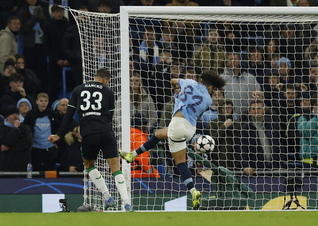 David Hancko scorer for Feyenoord mod Manchester City.