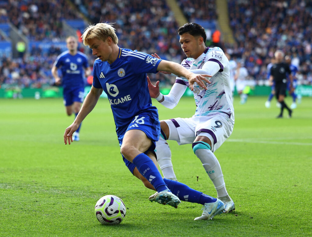 Victor Kristiansen i kamp for Leicester