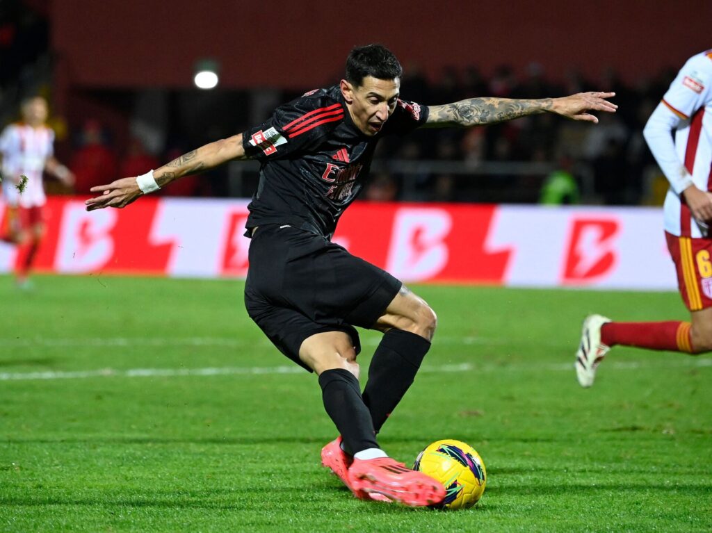 Angel Di Maria laver en rabona.